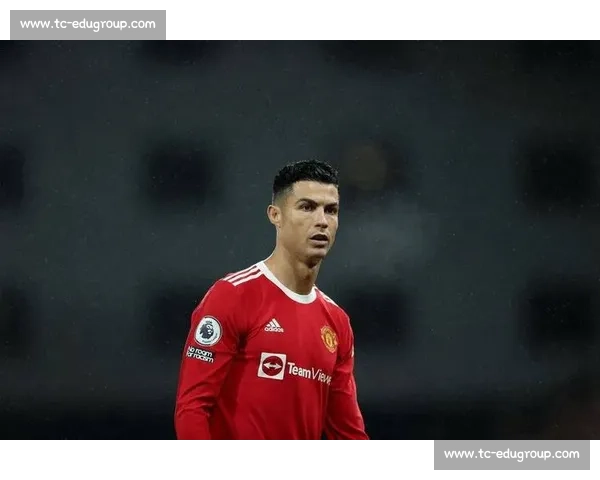 第六轮终极闪光！C 罗 950 球锁定胜利瞬间