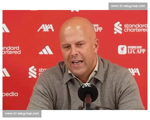 斯洛特谈争议：加克波那次更像点球，别苛责个人