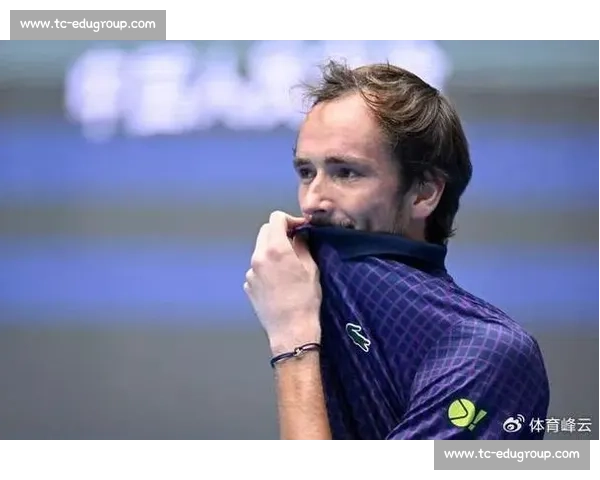 882 天破荒记:梅德韦杰夫的阿拉木图重生 882 天破荒记:梅德韦杰夫的阿拉木图重生