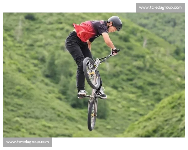十五运自由式小轮车决赛深汕收官 诞生三枚里程碑奖牌 十五运自由式小轮车决赛深汕收官 诞生三枚里程碑奖牌