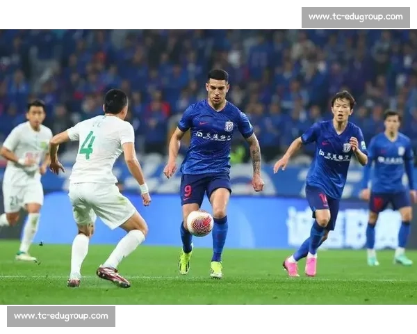 客场 2-2 申花！马马杜：为球队与球迷自豪