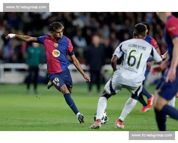 怼脸训斥 + 围堵！亚马尔成笑柄，金球梦碎于自大