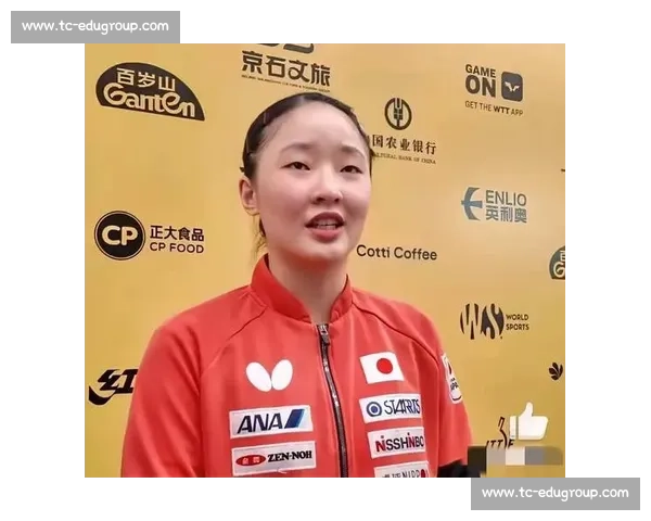 奖杯递向白发父！张本美和夺冠，藏着 55 岁老爹 20 年的苦与光