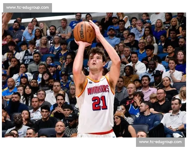 勇士对决开拓者季后赛鏖战全景解析与胜负走向前瞻关键球员博弈