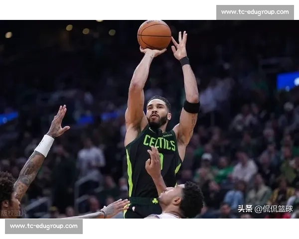 湖人对决凯尔特人再掀百年宿敌风云书写NBA历史经典新篇章